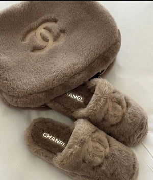 Beauty case+ciabatte C